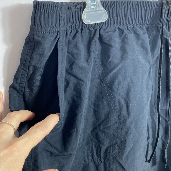 Columbia Women’s Black Active Shorts size 1X - Picture 4 of 10